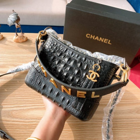 CHANEL 샤넬 크로스백