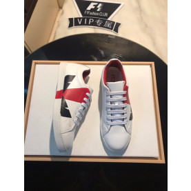 FENDI 펜디 버그 스니커즈