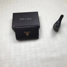 PRADA 프라다 사피아노 메탈로고 키월렛 2COLOR