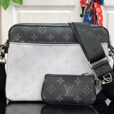 LOUIS VUITTON 루이비통 크로스바디 메신저 백