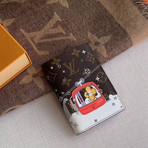 LOUIS VUITTON 루이비통 모노그램 여권지갑