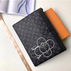LOUIS VUITTON 루이비통 포쉐트 아폴로 M62905-2