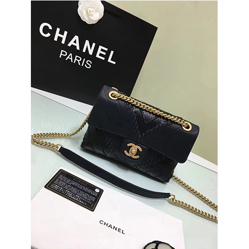 CHANEL 샤넬 가죽 플랩백