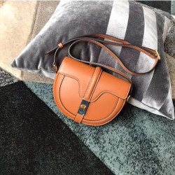 CELINE 셀린느 16백 베사체 스몰 188013