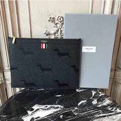 THOM BROWNE 톰브라운 클러치 33cm-1