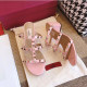 VALENTINO 발렌티노 락스터드 샌들힐 6cm M1347-4