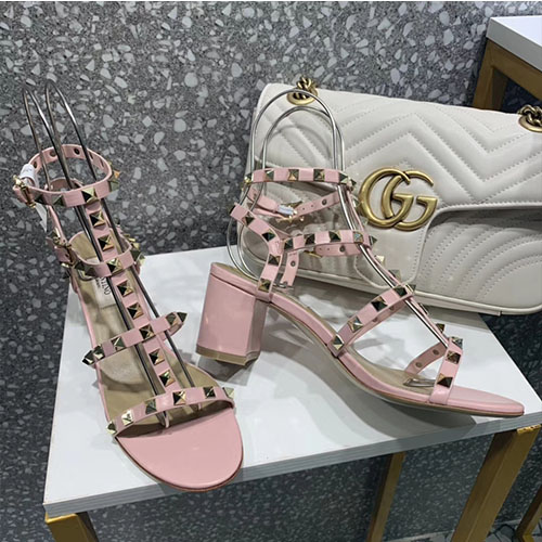 VALENTINO 발렌티노 락스터드 샌들힐 6cm M1610-6