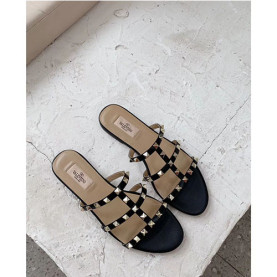 VALENTINO 발렌티노 락스터드 샌들힐 N01472-3
