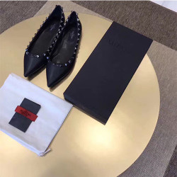 VALENTINO 발렌티노 락스터드 플랫 1cm M1346-12