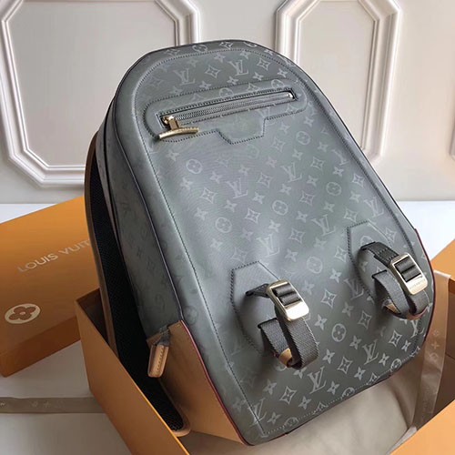LOUIS VUITTON 루이비통 티타늄 백팩 MONOGRAM TITIANIUM M43881