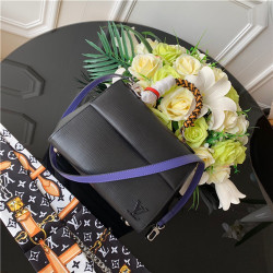 LOUIS VUITTON 루이비통 클루니 M55215/신상