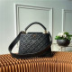 LOUIS VUITTON 루이비통 카푸신 BB M5536신상