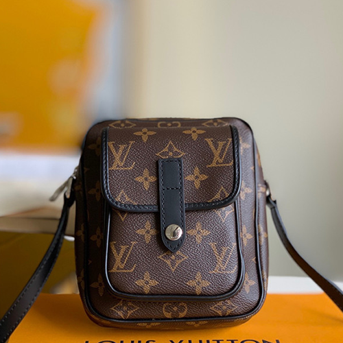 LOUIS VUITTON 루이비통 미니 숄더백 M69404 2020/신상