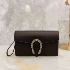GUCCI 구찌 디오니서스 레더 스트랩 클러치 621197 2020/신상