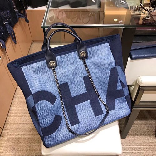 CHANEL 샤넬 도빌 쇼퍼백 57161