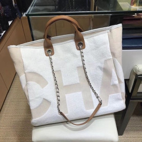 CHANEL 샤넬 도빌 쇼퍼백  AS57161