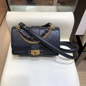 CHANEL 샤넬 숄더&크로스백 A057578 22CM