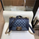 CHANEL 샤넬 보이백 AS35588