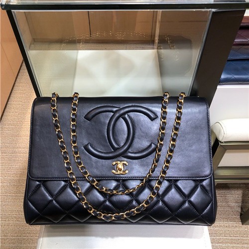 CHANEL 샤넬 CC 로고 플랩백 A92233-2