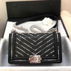 CHANEL 샤넬 숄더백 25CM AS2056 2020/신상
