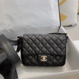 CHANEL 샤넬 미니 숄더백 AS1737