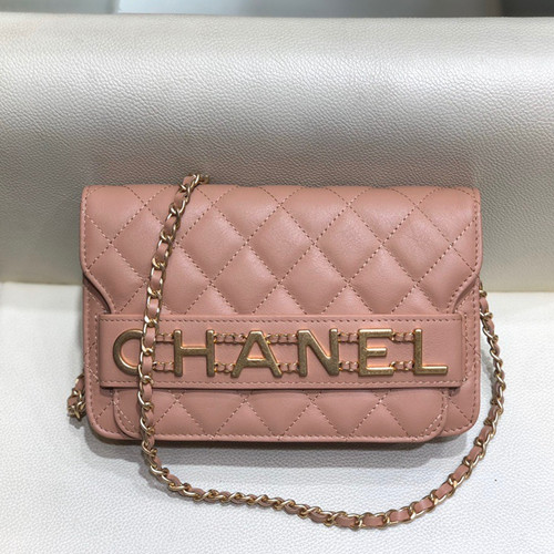 CHANEL 샤넬 레터링 플랩백 미니 19CM AS88816-3