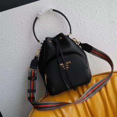 PRADA 프라다 비텔로 가죽 버킷백 1BE030