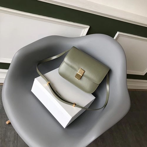 CELINE 셀린느 클래식박스 24CM C56630