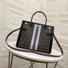 BURBERRY 버버리 타이틀백 B6991