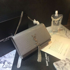 SAINT LAURENT 생로랑 카산드라 24CM Y57710