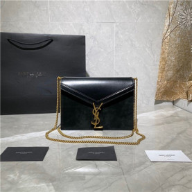 SAINT LAURENT 생로랑 CASSANDRA 토트&숄더백 Y532750-2