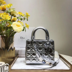 DIOR 디올 레이디백 20CM D38609-8