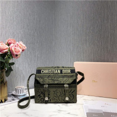 DIOR 디올 캠프 메신저백