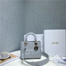 DIOR 레이디 자수백 D22590-3