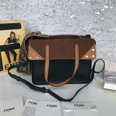 FENDI 펜디 플랩백 숄더&크로스백 20CM F5481