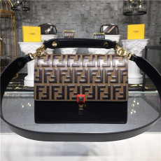 FENDI 펜디 칸아이 에프 숄더백 F2798-3