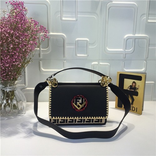 FENDI 펜디 KAN I F 2810-9