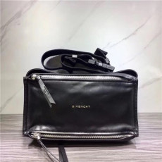 GIVENCHY 지방시 남성용 숄더백 G87093