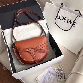 LOEWE 로에베 GATE FRAME 스몰백 L108012
