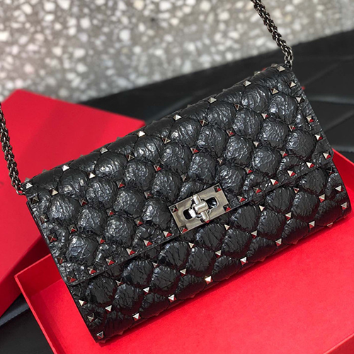 VALENTNIO 발렌티노 락스터드 체인 숄더백 B0137-1