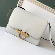 FERRAGAMO 페레가모 플랩백 21H321-2 2020/신상