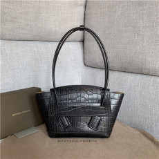 BOTTEGA VENETA 보테가베네타 아르코 580725