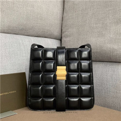 BOTTEGA VENETA 보테가베네타 마리백 BV578344-1