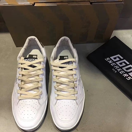 GOLDEN GOOSE 골든구스 스니커즈 남여공용 신발 GD10811-22