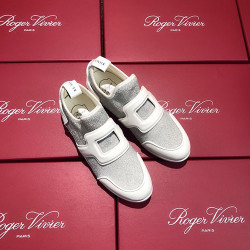 ROGER VIVIER 로저비비에 스니커즈 (250사이즈 주문제작)