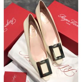 ROGER VIVIER 로저비비에 구두 (굽높이4.5CM) 신상