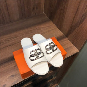 BALENCIAGA 발렌시아가 슬리퍼 B60015-1 2020/신상 (255사이즈 주문제작)