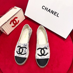CHANEL 샤넬 단화 봄신상