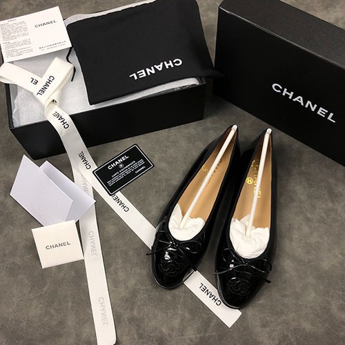 CHANEL 샤넬 단화 (220,250사이즈 주문제작)