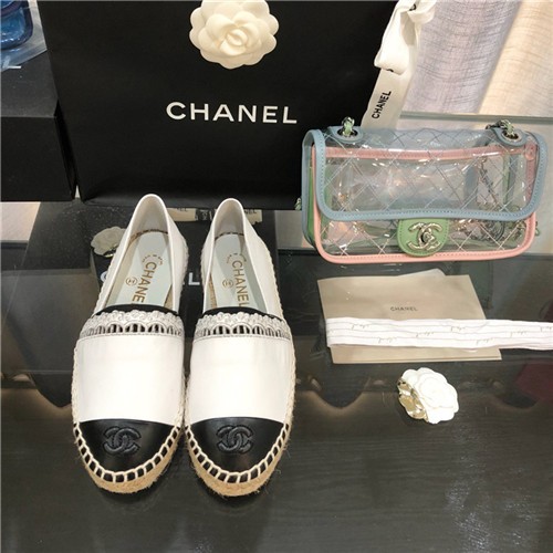 CHANEL 샤넬 단화 신상 (250사이즈 주문제작)